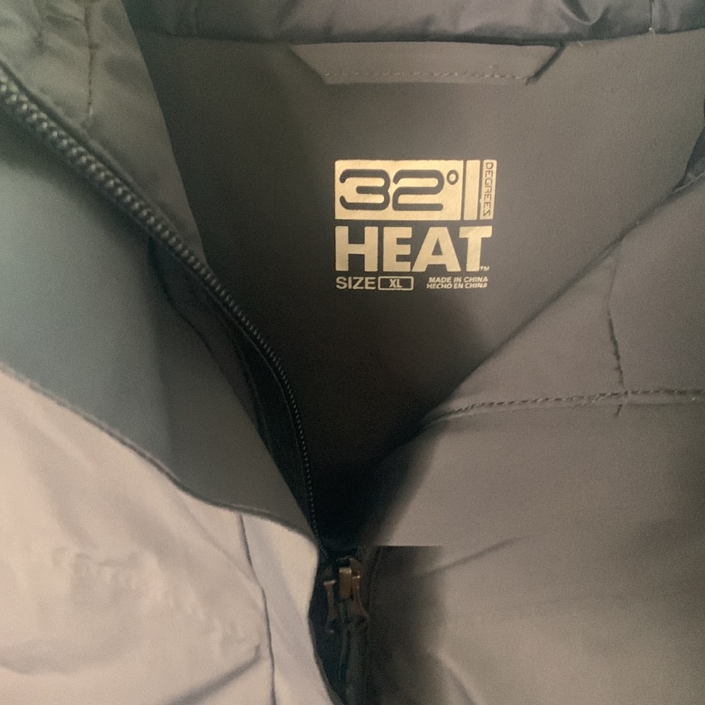 32 Degrees Heat. Packable Down Jacket. Charcoal G… - image 3
